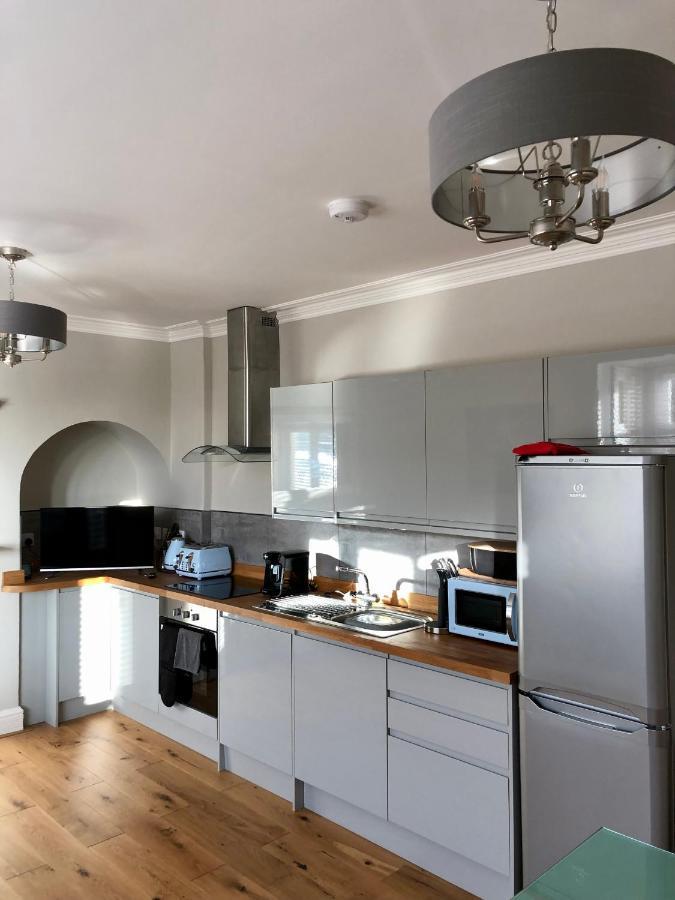 Stunning 2 Bed Georgian Apartment Swafield Exterior foto